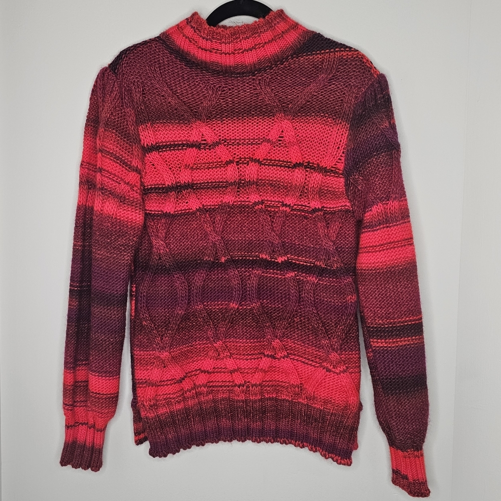 Bianca G Ombré Cable Knit Sweater in Cherry Size Small